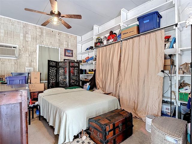 105 W COMANCHE AVENUE, Tampa, FL 33604