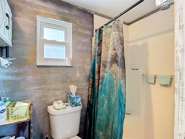 105 W COMANCHE AVENUE, Tampa, FL 33604