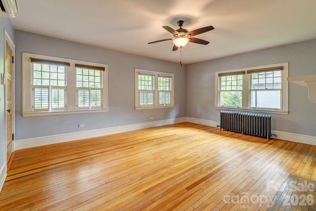14 Watauga Street, Asheville, NC 28801