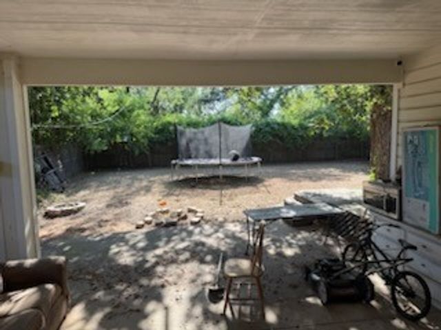 624 Harrison Lane, Hurst, TX 76053