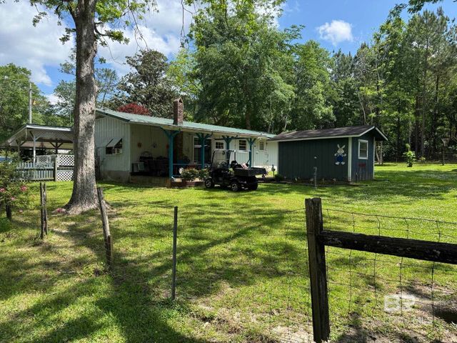 15760 Pine Grove Rd Extension, Bay Minette, AL 36507