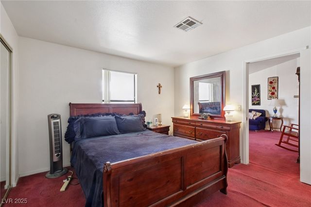 5221 Lindell Road 202, Las Vegas, NV 89118