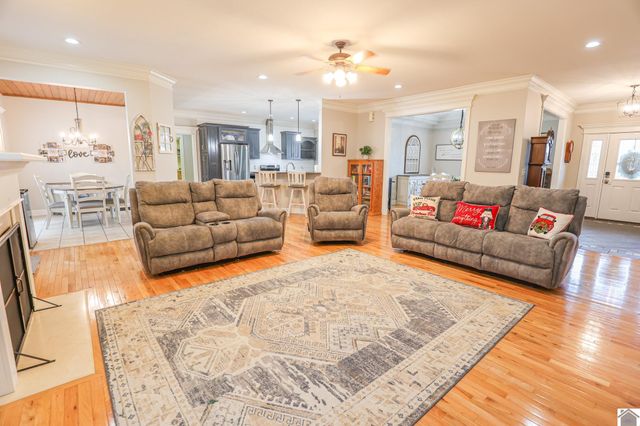 340 Odessa Way, Paducah, KY 42001