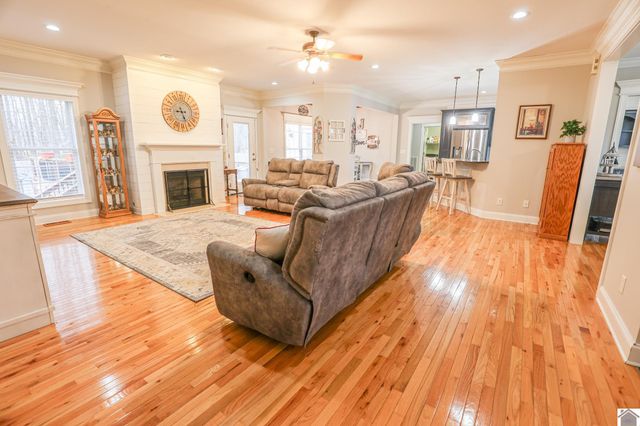 340 Odessa Way, Paducah, KY 42001