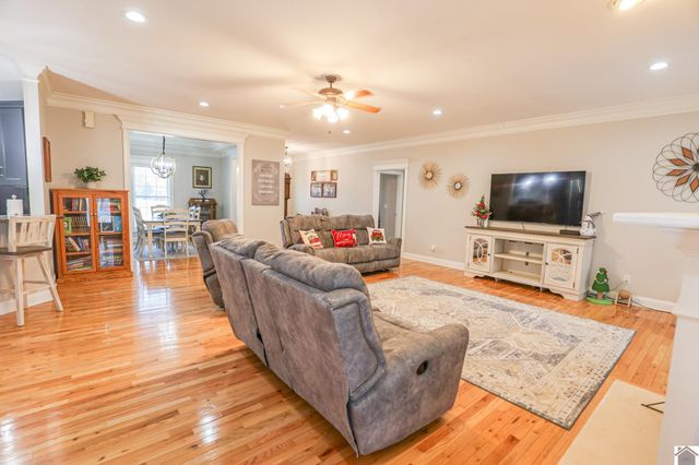 340 Odessa Way, Paducah, KY 42001