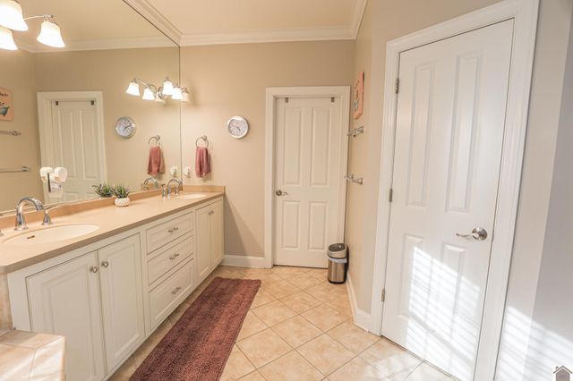 340 Odessa Way, Paducah, KY 42001