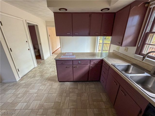 2746 Kragel Road, Richmond, OH 43944