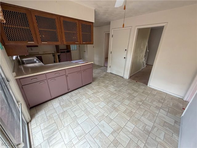 2746 Kragel Road, Richmond, OH 43944