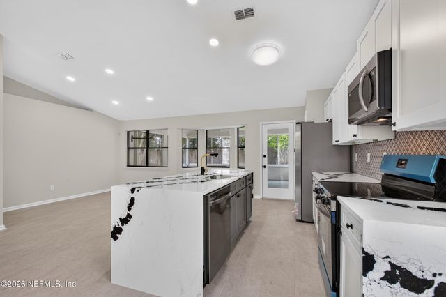 7918 COLLINS RIDGE Boulevard, Jacksonville, FL 32244