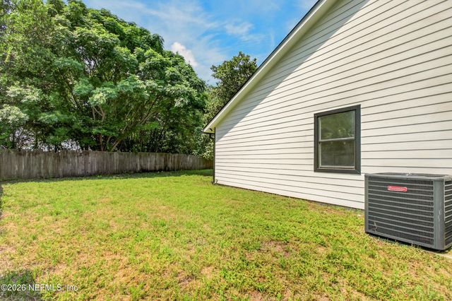 7918 COLLINS RIDGE Boulevard, Jacksonville, FL 32244