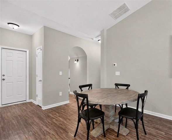 432 Clematis Ct, Temple, GA 30179