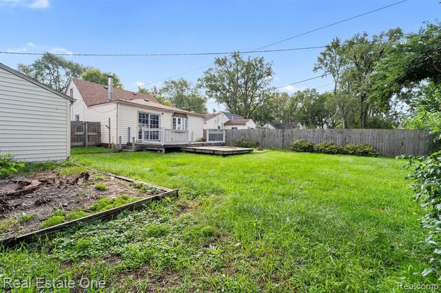 6628 Buck Street, Taylor, MI 48180