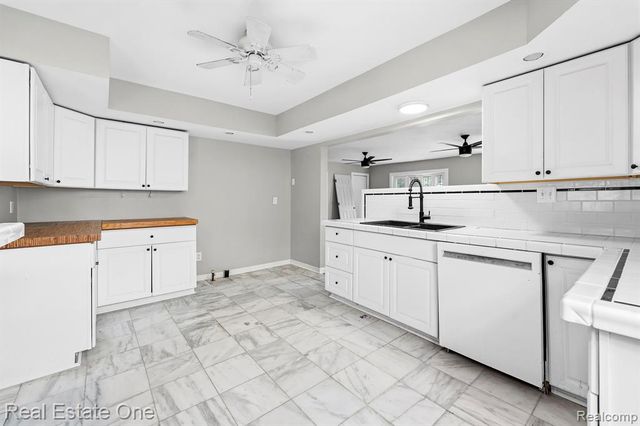 6628 Buck Street, Taylor, MI 48180