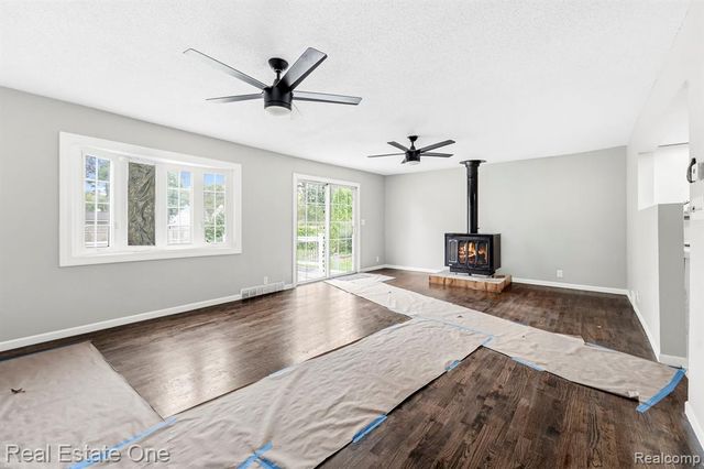 6628 Buck Street, Taylor, MI 48180
