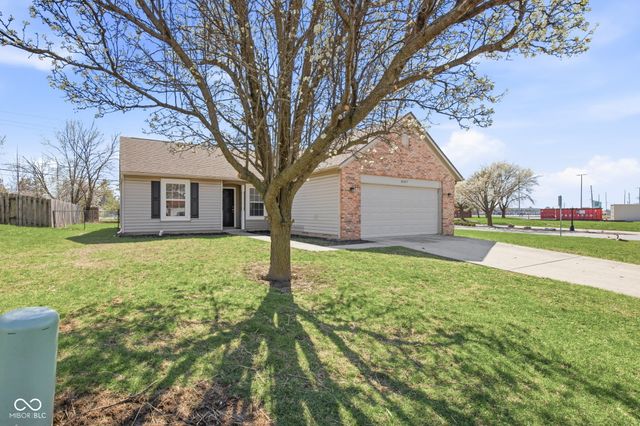 8307 Crestview Circle, Avon, IN 46123