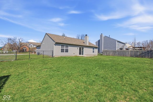 8307 Crestview Circle, Avon, IN 46123