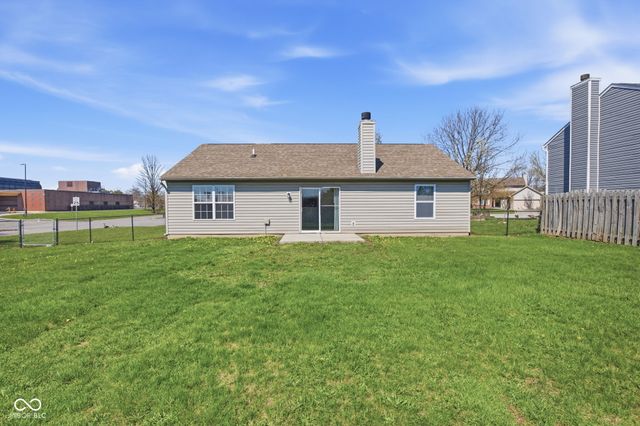 8307 Crestview Circle, Avon, IN 46123