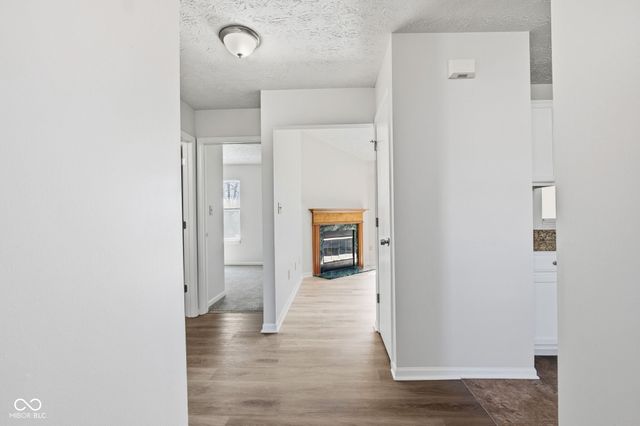 8307 Crestview Circle, Avon, IN 46123