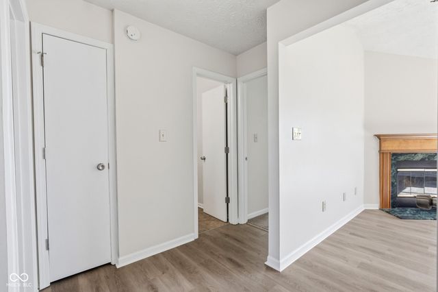 8307 Crestview Circle, Avon, IN 46123