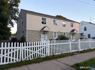 4-6 New Hampshire Dr Drive, New Britain, CT 06052