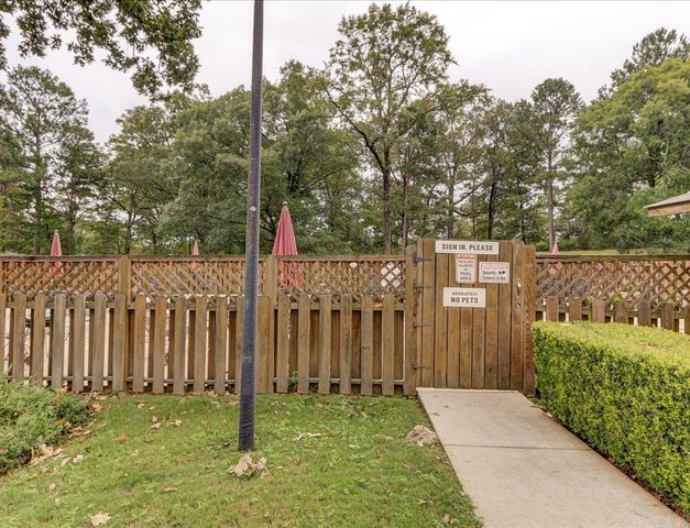 8 Grafton Court Unit 8, Hot Springs, AR 71901