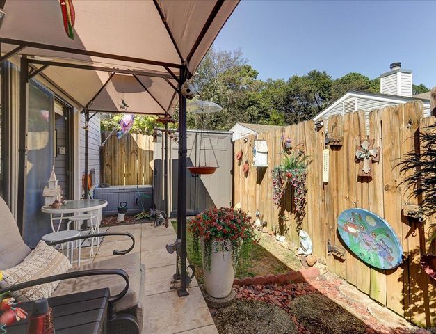 8 Grafton Court Unit 8, Hot Springs, AR 71901