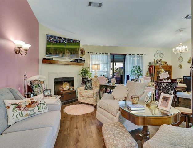 8 Grafton Court Unit 8, Hot Springs, AR 71901