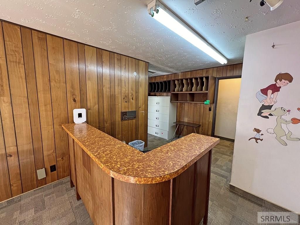 Image 14 of property listing at 195 S Elm Street, Blackfoot, ID 83221