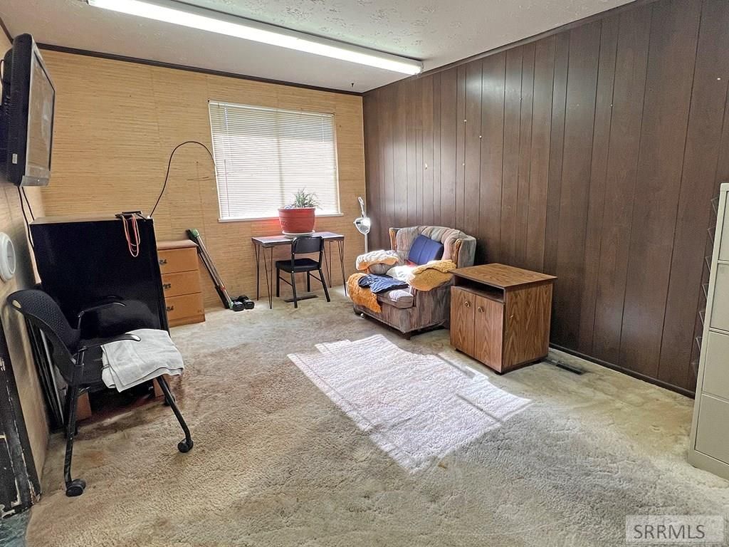 Image 25 of property listing at 195 S Elm Street, Blackfoot, ID 83221