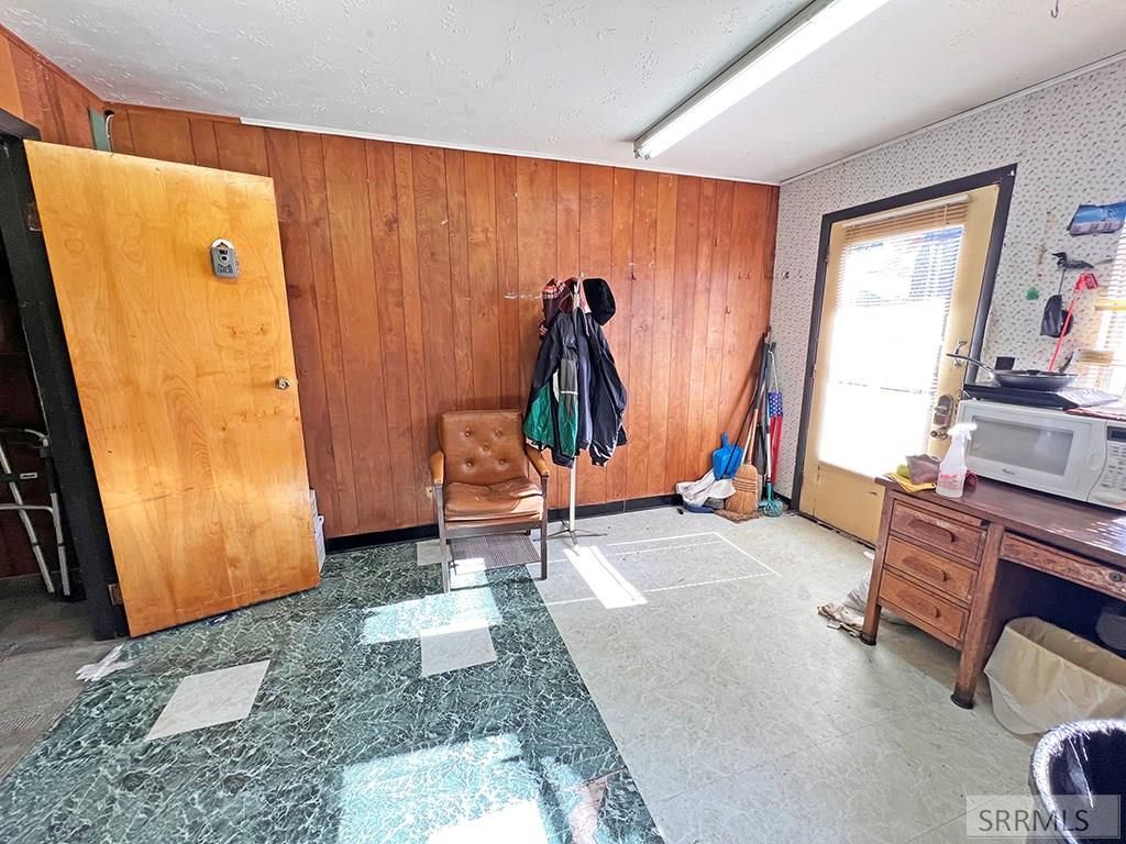 Image 28 of property listing at 195 S Elm Street, Blackfoot, ID 83221