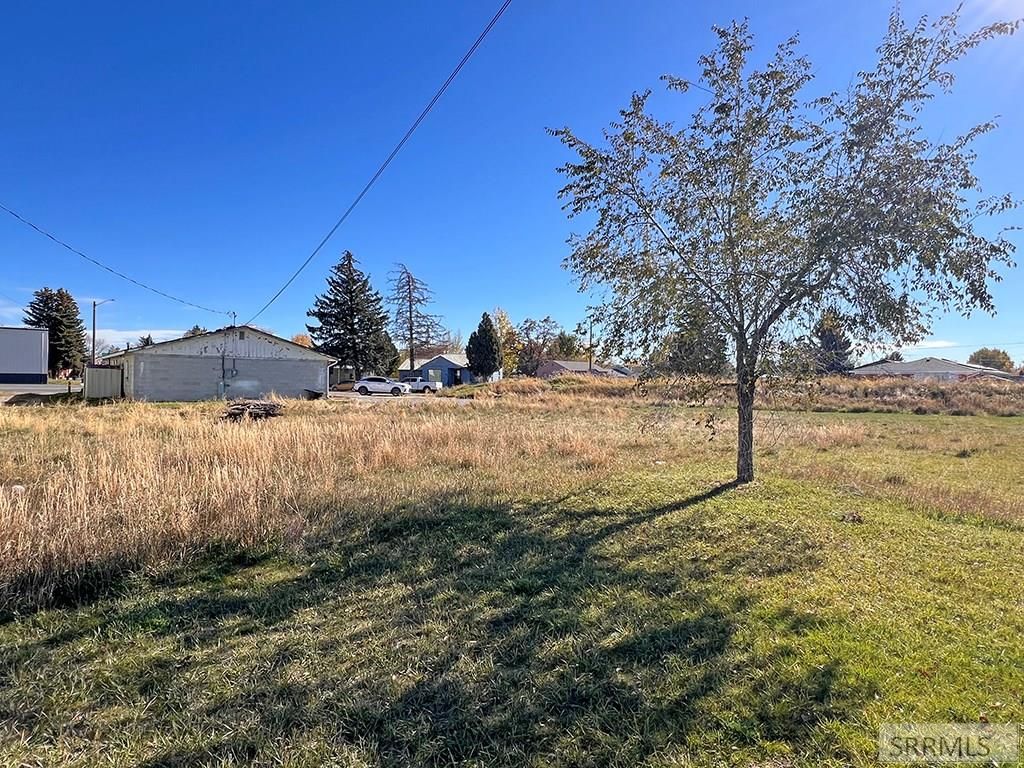 Image 37 of property listing at 195 S Elm Street, Blackfoot, ID 83221