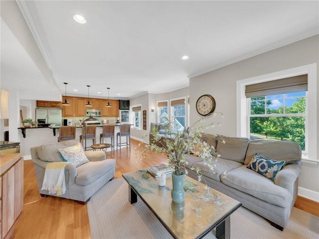 4342 Rockhill Road 3, Kansas City, MO 64110