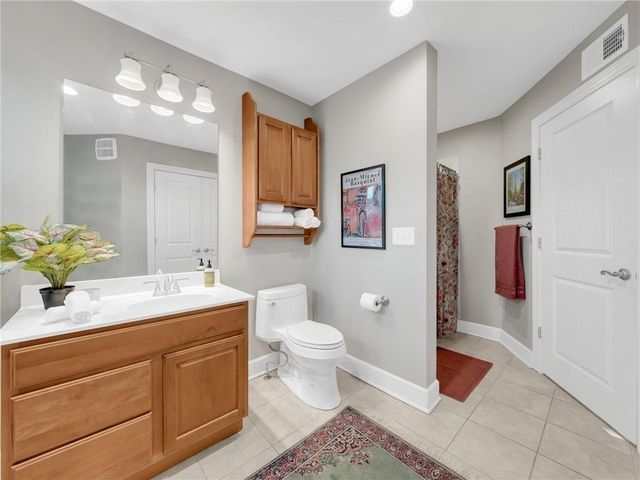 4342 Rockhill Road 3, Kansas City, MO 64110