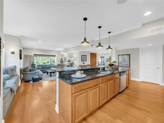 4342 Rockhill Road 3, Kansas City, MO 64110