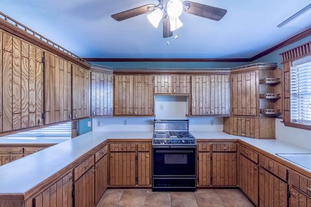 600 Buena Vista Blvd, Houma, LA 70360