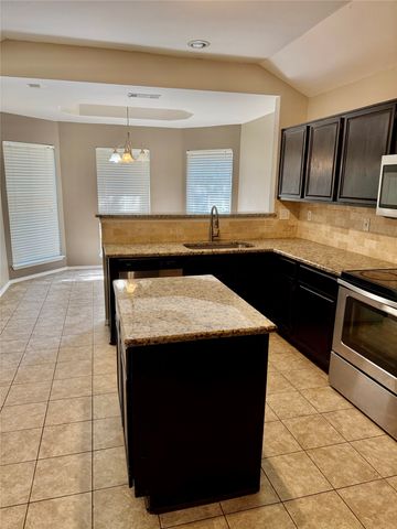 1623 Allen Drive, Cedar Hill, TX 75104