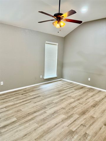 1623 Allen Drive, Cedar Hill, TX 75104