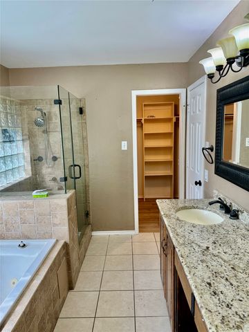 1623 Allen Drive, Cedar Hill, TX 75104