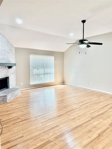 1623 Allen Drive, Cedar Hill, TX 75104