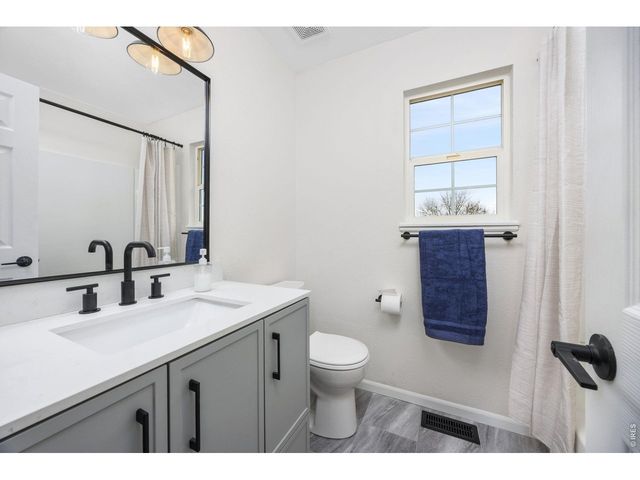 4927 30th St, Greeley, CO 80634