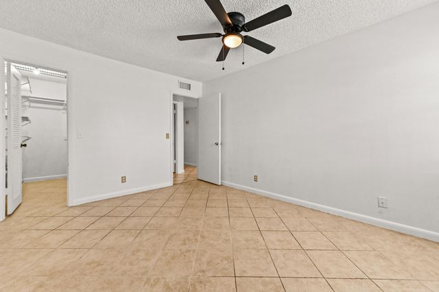 908 Normandy S, Delray Beach, FL 33484