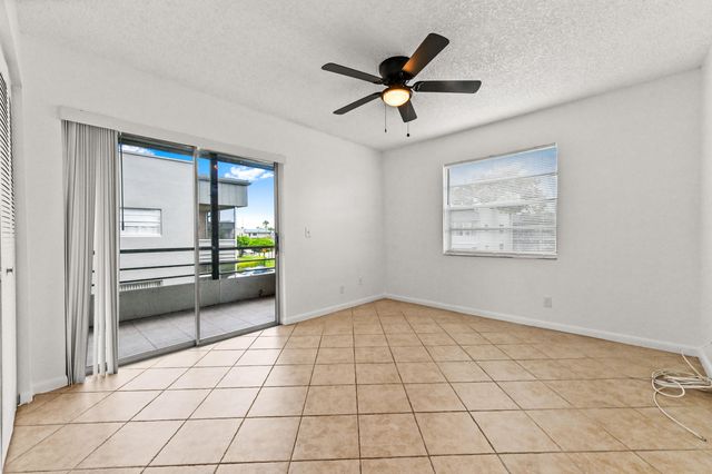 908 Normandy S, Delray Beach, FL 33484