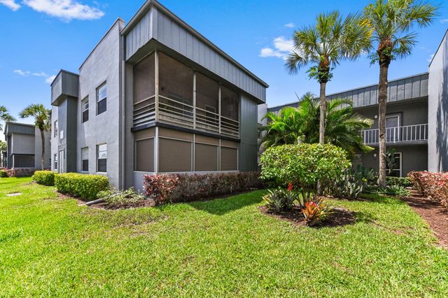 908 Normandy S, Delray Beach, FL 33484