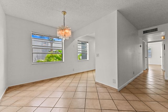 908 Normandy S, Delray Beach, FL 33484