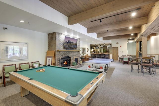 8400 Pennsylvania Road 328, Bloomington, MN 55438