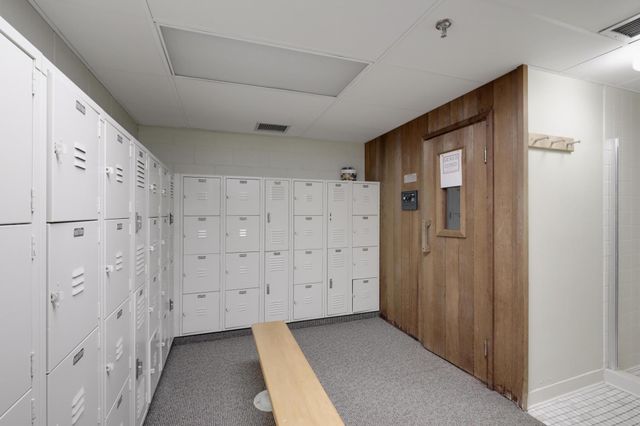 8400 Pennsylvania Road 328, Bloomington, MN 55438