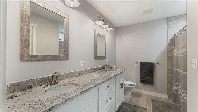 423 Old Glory Drive NE, Alexandria, MN 56308