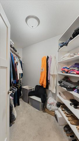 423 Old Glory Drive NE, Alexandria, MN 56308