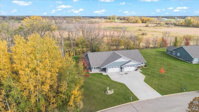 423 Old Glory Drive NE, Alexandria, MN 56308