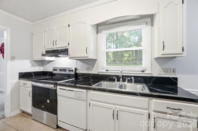 618 Tryon Place, Gastonia, NC 28054